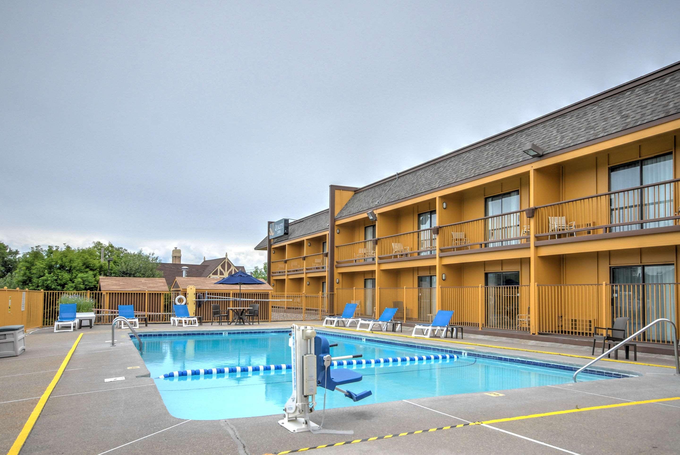 Quality Inn Big Sky Kalispell Exterior photo